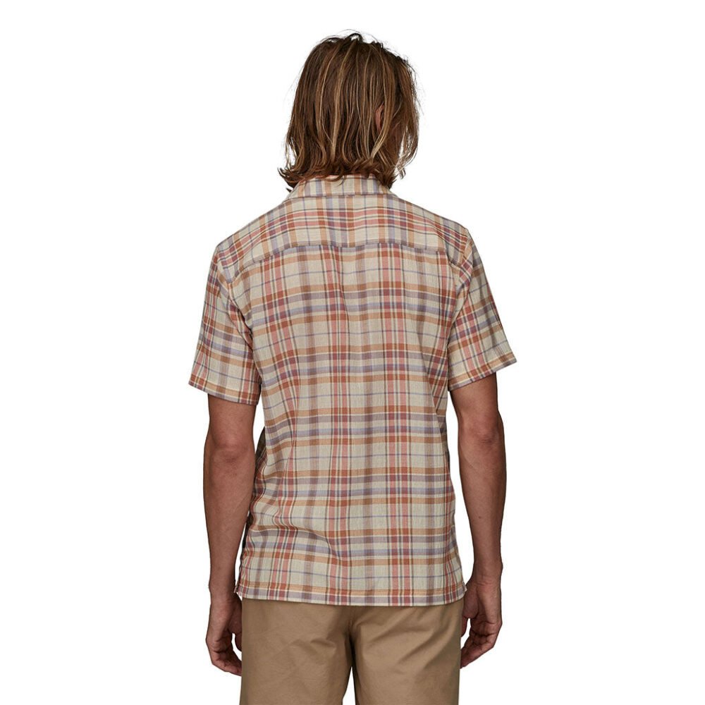 Patagonia Men's A/C Buttondown Shirt - Image 10